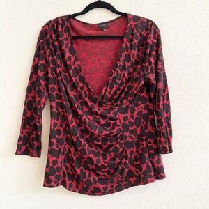 Talbots Faux Wrap Blouse Size Large Red Black Leaves‎ V-Neck Rayon Lyocell